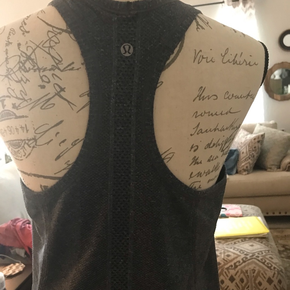 Lululemon swiftly tech racerback size 10
